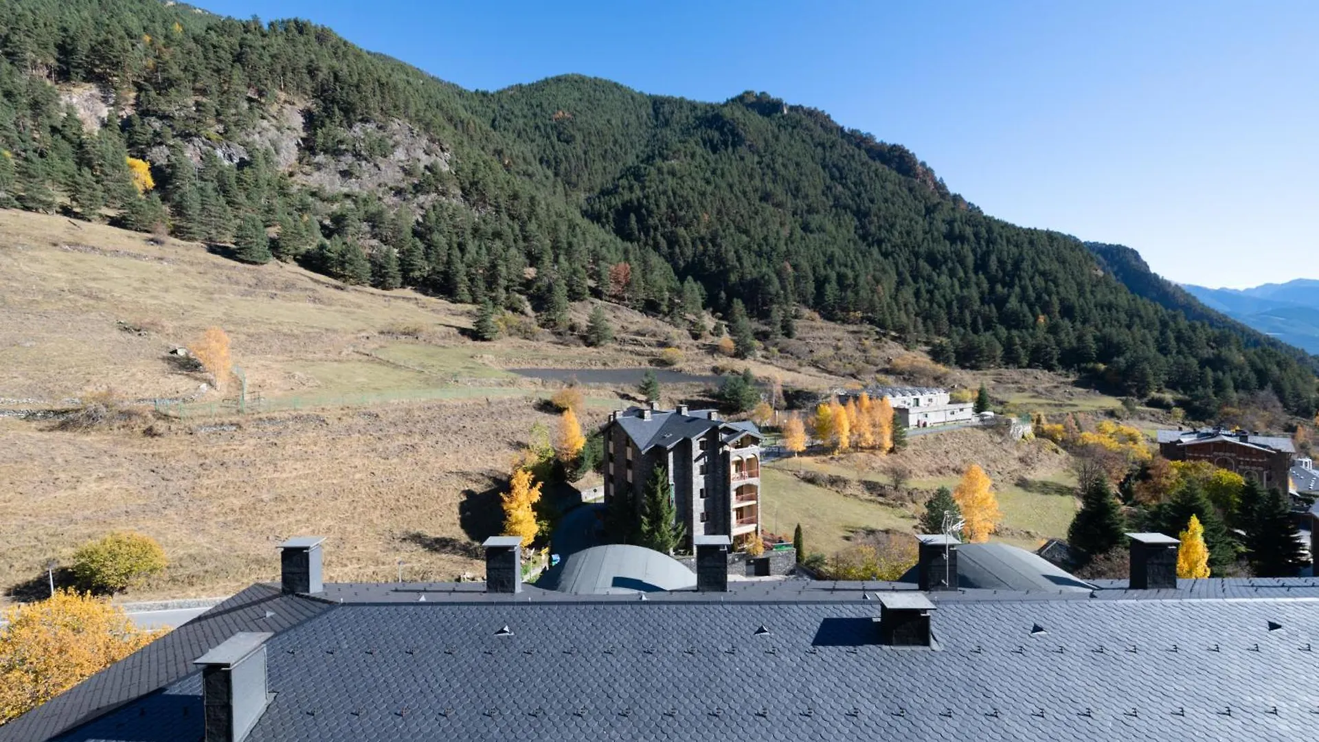 Apartamento El Riu En Arinsal